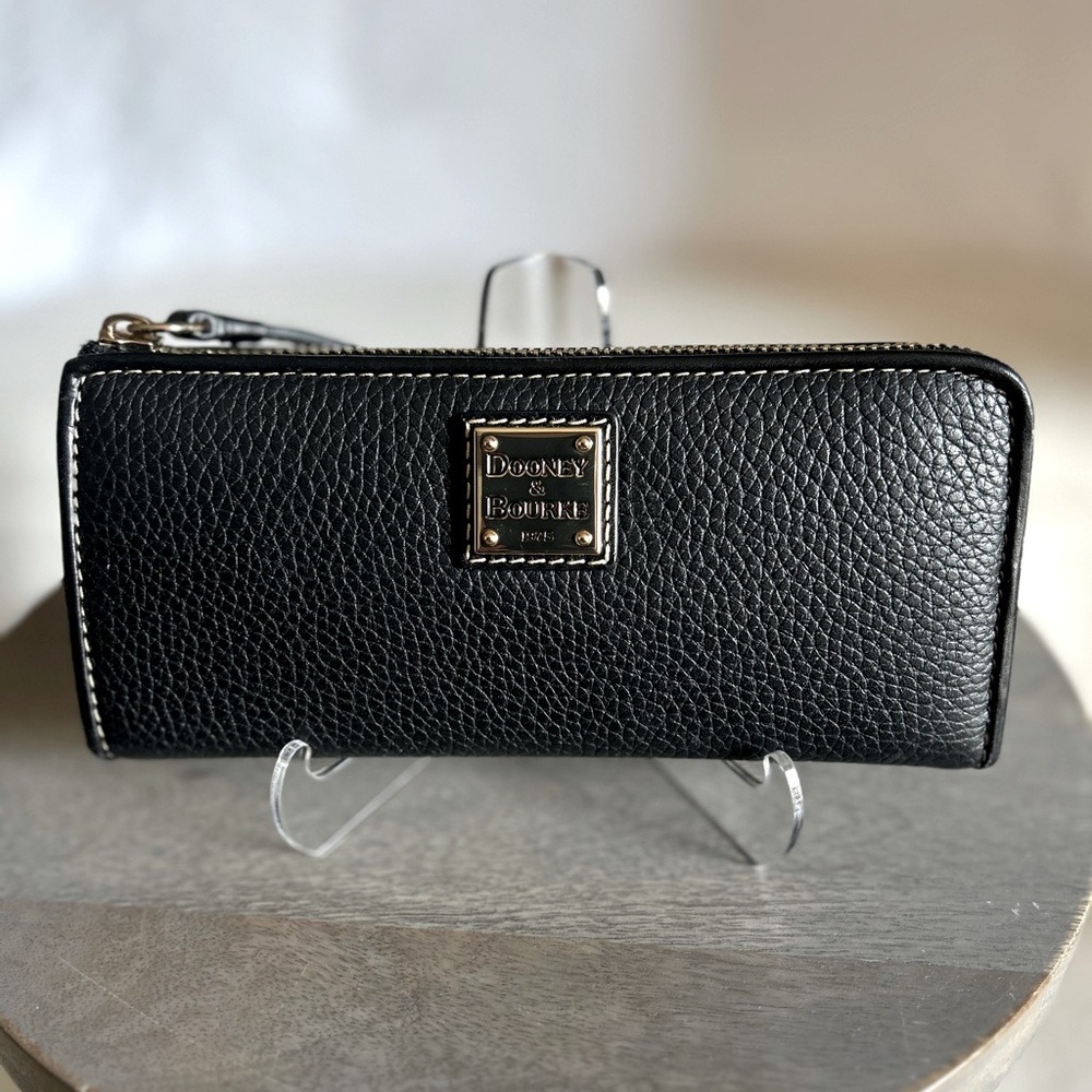 Dooney and Bourke Pebble Leather Zip Wallet in BLACK